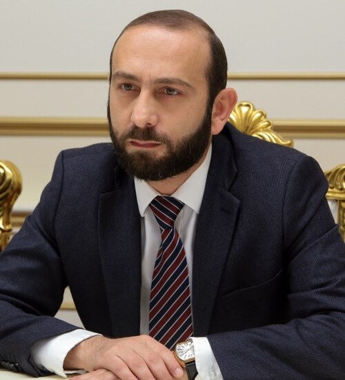 Արարատ Միրզոյան
